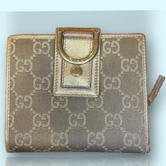 GUCCI 🪢 Abbey D- Ring Compact Wallet & COA - Picture 1 of 16